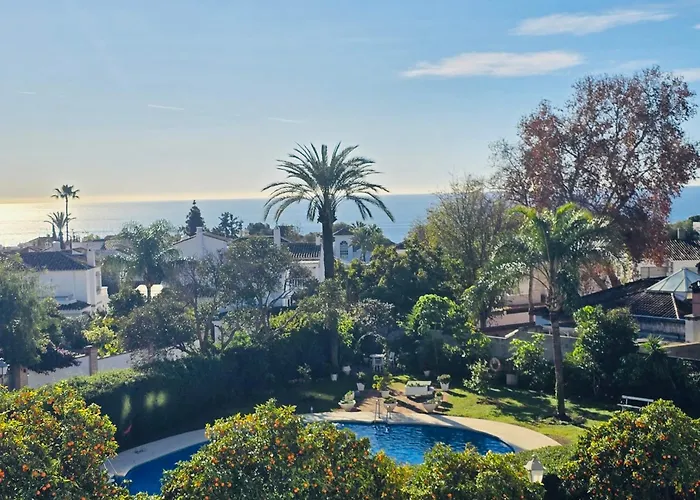Marbella City Center Appartment Walking Distance Beach And Plaza De Los Naranjos
